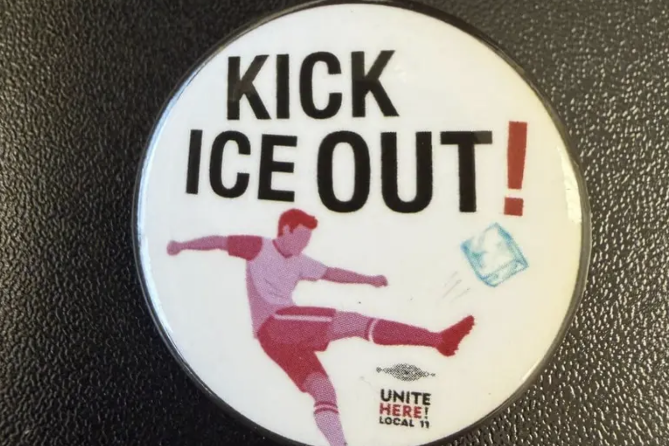 SoFi Stadium workers given ‘Kick ICE Out’ buttons by union ahead of USMNT-Paraguay